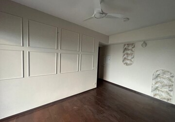 Room in 2 BHK Apartment at Krisumi Waterfall Residences, Sector 36a – for Rent