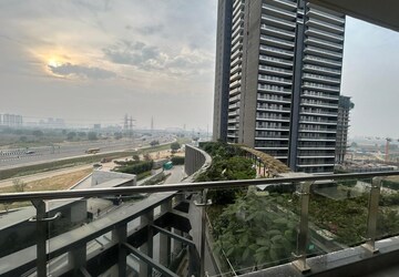 2 BHK Apartment For Rent in Krisumi Waterfall Residences, Sector 36a