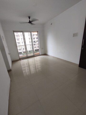 2 BHK Apartment For Rent in Puranik Aarambh, Ghodbunder Road