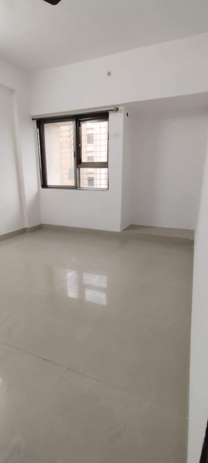 2 BHK 700 Sq.Ft. Apartment in Haware Estate