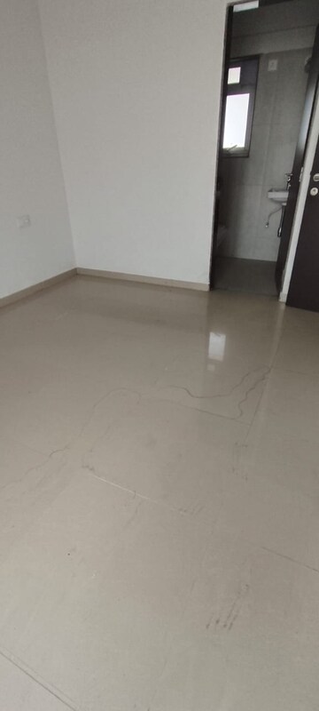 Room in 2 BHK Apartment at Puraniks City Reserva, Ghodbunder Road – for Rent