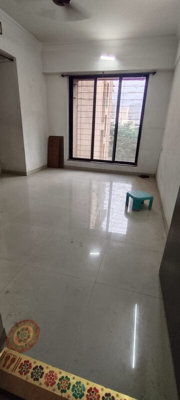 Room in 2 BHK Apartment at Puraniks City Reserva, Ghodbunder Road – for Rent