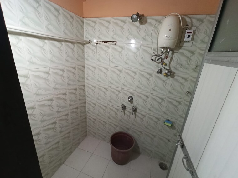 Bathroom, vijay-park 1 Bedroom 450 Sq.Ft. Apartment In Kasarvadavali Thane 9374757