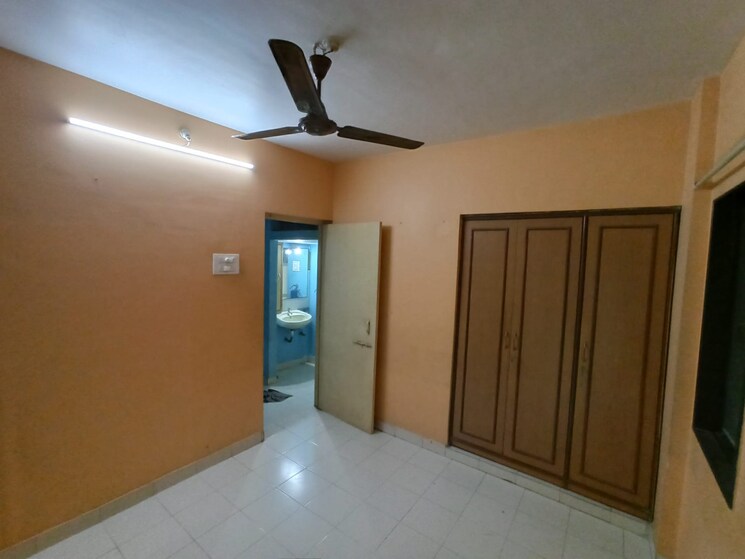 Room, vijay-park 1 Bedroom 450 Sq.Ft. Apartment In Kasarvadavali Thane 9374757