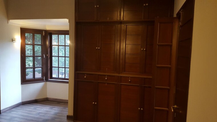 Room, greater kailash ii 3 Bedroom 1700 Sq.Ft. Builder Floor In Greater Kailash ii Delhi 9374776