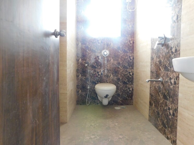 Bathroom, somani-dream-home 3 Bedroom 912 Sq.Ft. Apartment In Punawale Pune 9374769