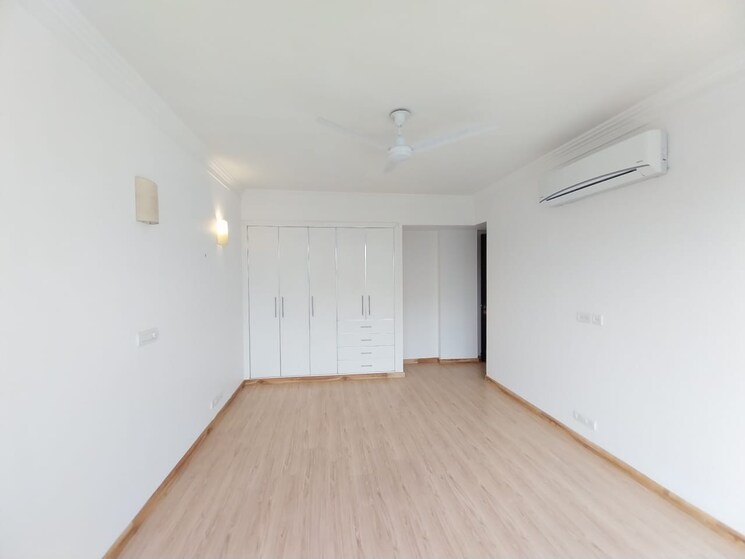 Room, gulmohar park 3 Bedroom 2250 Sq.Ft. Builder Floor In Gulmohar Park Delhi 9374792