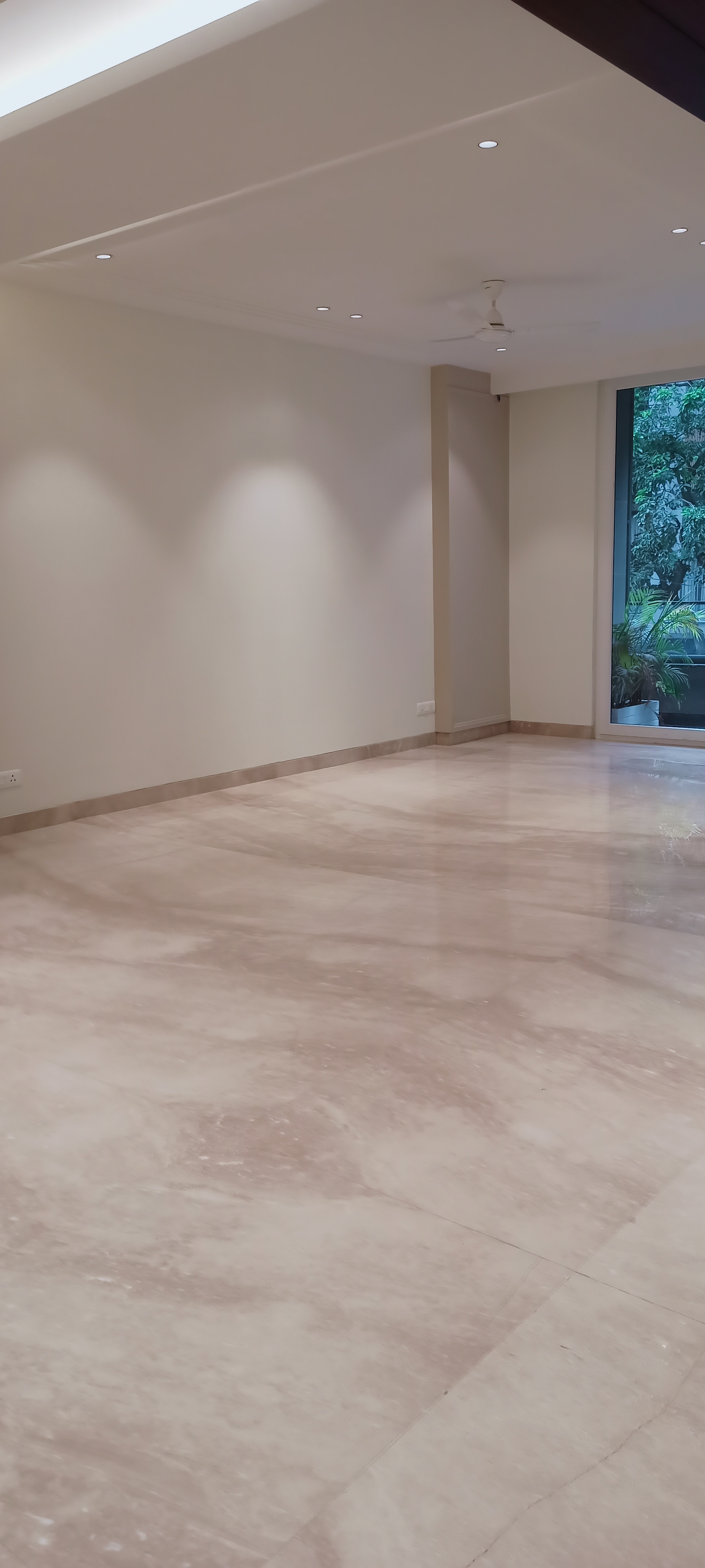 4 BHK + Servant Room Builder Floor For Rent in Mohit House