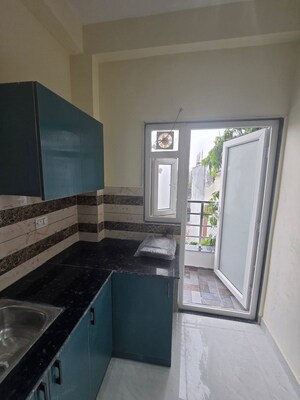 Kitchen in 1 RK Builder Floor at Gupta Awas, Sector 43 – for Rent