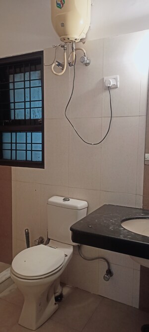 Bathroom in 3 BHK Builder Floor at Gupta Awas, Sector 43 – for Rent