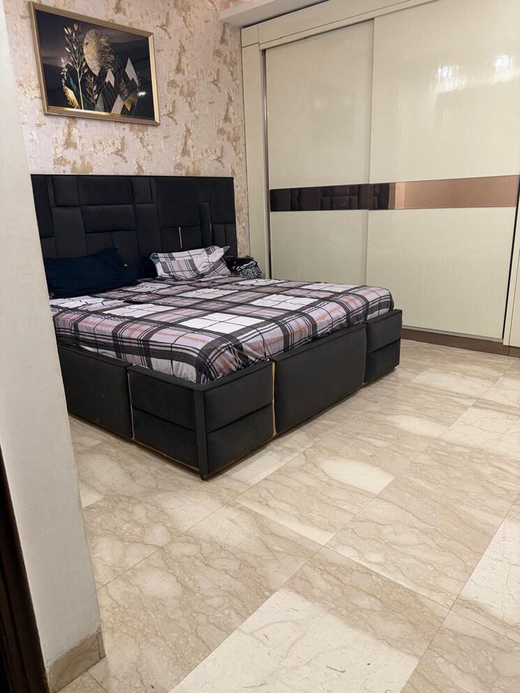 Bedroom, greater kailash i 3 Bedroom 1800 Sq.Ft. Builder Floor In Greater Kailash I Delhi 9374811