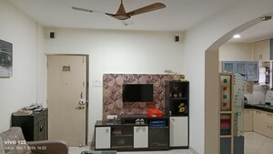Furnished Amenities in 2 BHK Apartment at Harsh Vihar, Aundh – for Rent
