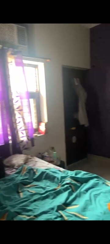 Bedroom in 2 BHK Builder Floor at Sector 19 – for Rent