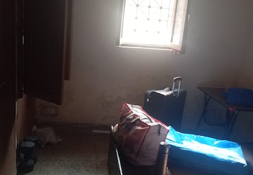 Living Room in 2 BHK Builder Floor at Sector 19 – for Rent