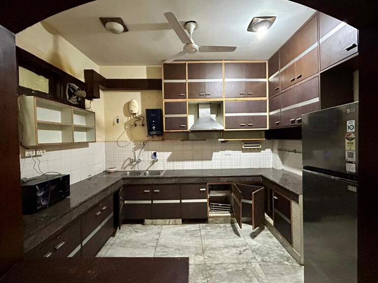 Kitchen, ss-mayfield-gardens 4 Bedroom 2450 Sq.Ft. Villa In Sector 51 Gurgaon 9374882