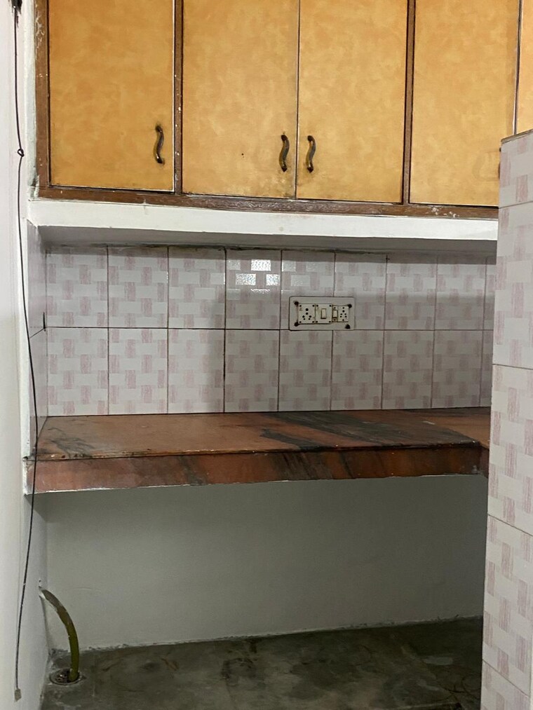 Kitchen, mayur vihar 1 RK 300 Sq.Ft. Builder Floor In Mayur Vihar Delhi 9374884