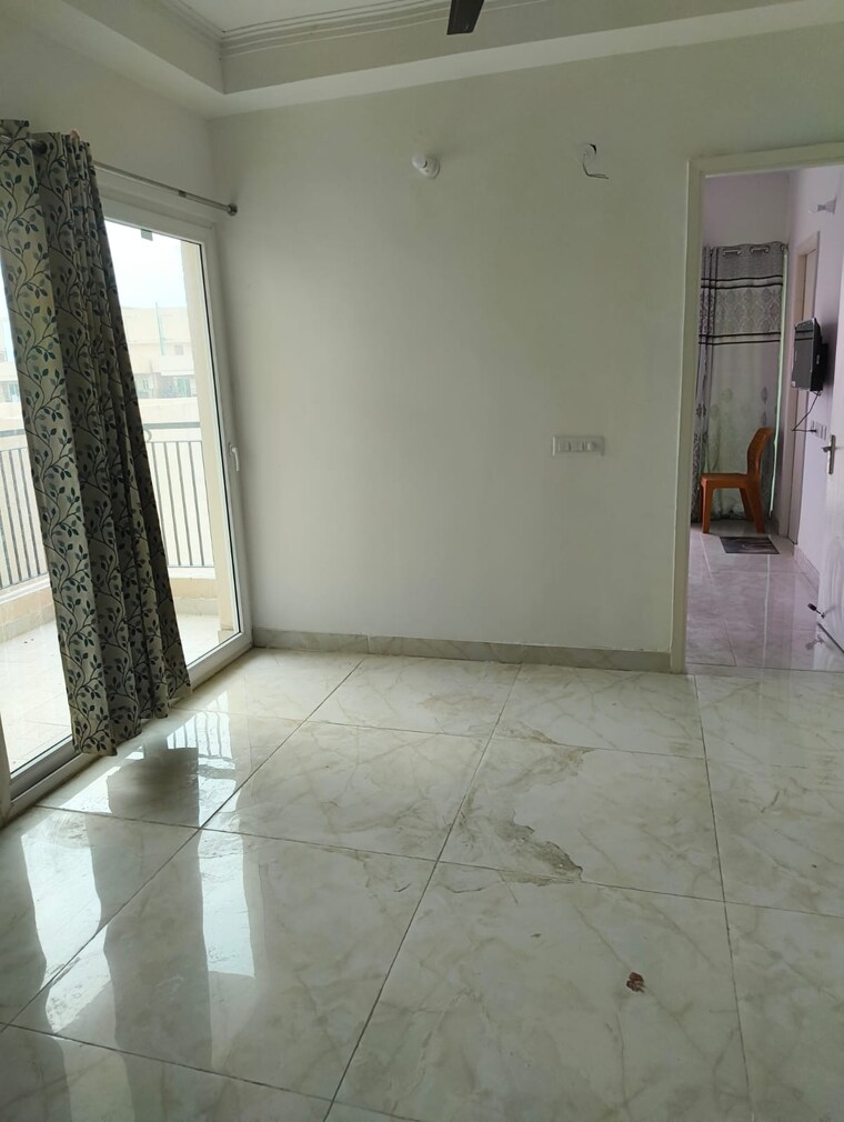 Bathroom, gaurs-siddhartham 2 Bedroom 945 Sq.Ft. Apartment In Siddharth Vihar Ghaziabad 9374891