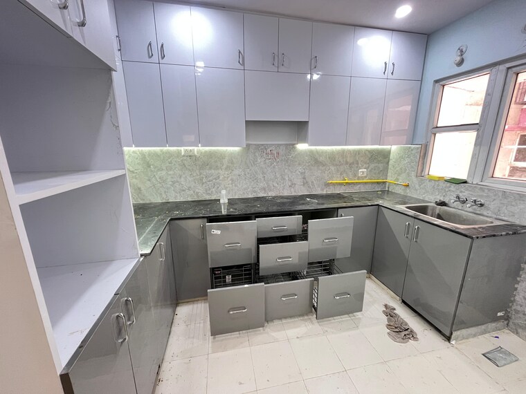 Kitchen, upavp-ganga-yamuna-and-hindon-enclave 4 Bedroom 2050 Sq.Ft. Apartment In Pratap Vihar Ghaziabad 9374898