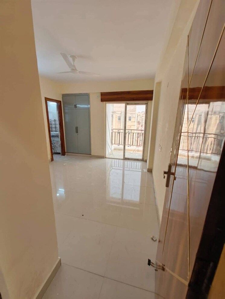 undefined, mahagun-moderne 2 Bedroom 1250 Sq.Ft. Apartment In Sector 78 Noida 9374907