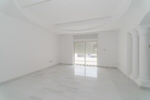 Room in 3 BHK Apartment at Pearl Horizon, Jogeshwari West – for Rent