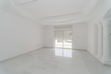 Room in 3 BHK Apartment at Pearl Horizon, Jogeshwari West – for Rent