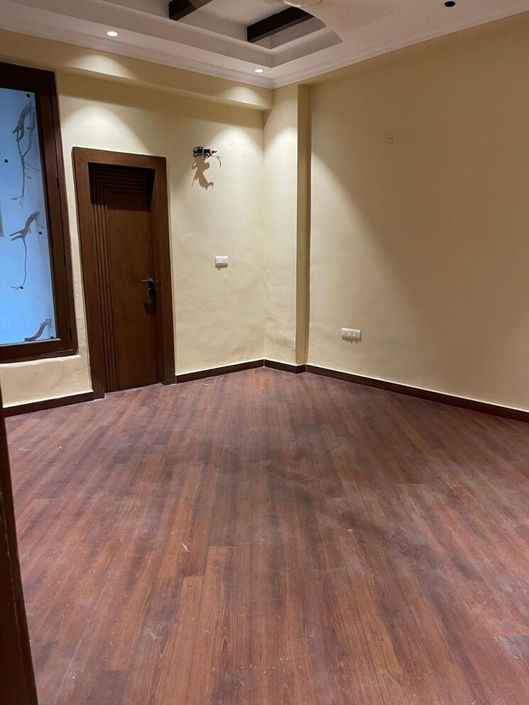 Room, rwa-apartments-sector-50 6 Bedroom 162 Sq.Ft. Villa In Sector 50 Noida 9374921