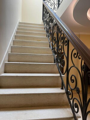 Staircase in 6 BHK Villa at RWA Apartments Sector 50, Sector 50 – for Sale