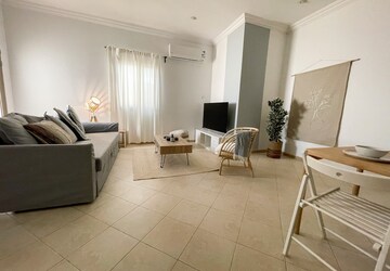 2 BHK Apartment For Sale in Malad East