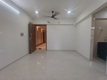 Room in 1 BHK Apartment at Subhash CHS, Chembur – for Sale