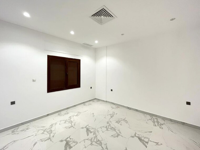 Room, zohra-agadi-nagar 2.5 Bedroom 1150 Sq.Ft. Apartment In Andheri West Mumbai 9374926