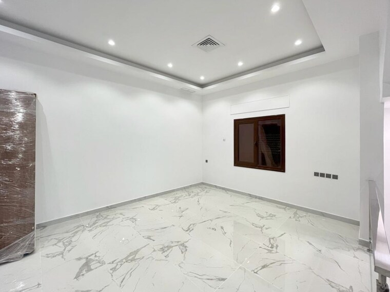 Room, zohra-agadi-nagar 2.5 Bedroom 1150 Sq.Ft. Apartment In Andheri West Mumbai 9374926