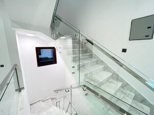 Bathroom in 2.5 BHK Apartment at Zohra Agadi Nagar, Andheri West – for Rent