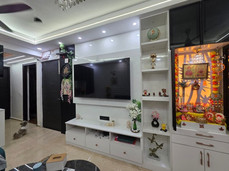 Living Room, signature-global-park-4-and-5 3 Bedroom 1120 Sq.Ft. Apartment In Sohna Sector 36 Gurgaon 9374936