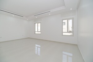 Room in 1 BHK Apartment at Sai The Platinium, Juhu – for Rent