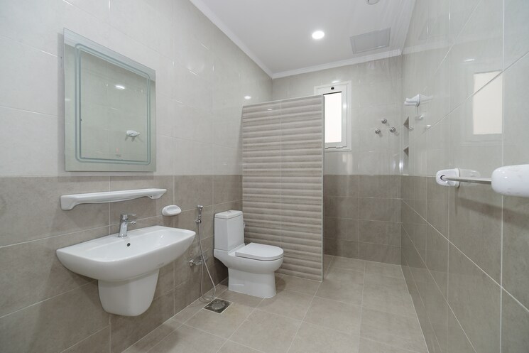 Bathroom, sai-the-platinium 1 Bedroom 750 Sq.Ft. Apartment In Juhu Mumbai 9374937