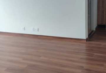 Room in 2.5 BHK Apartment at Sare Home, Sector 92 – for Rent