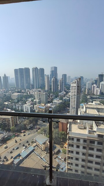 2 BHK Apartment – Exterior View View at Goregaon East - for Rent
