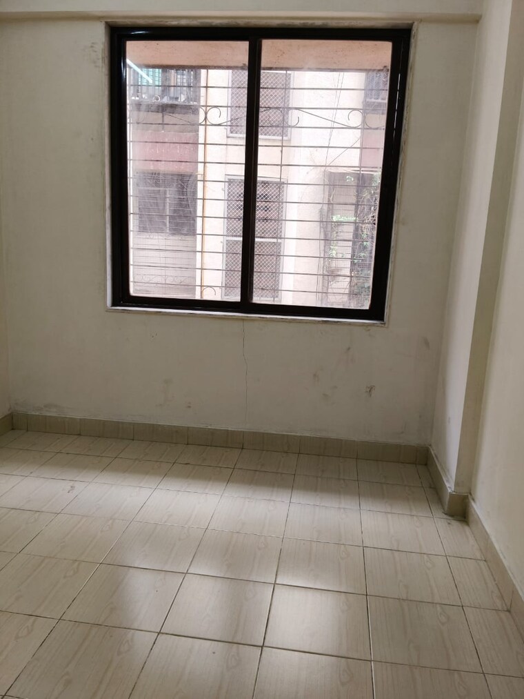 Bathroom, kurla east 1 Bedroom 400 Sq.Ft. Apartment In Kurla East Mumbai 9374965