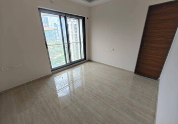 1 BHK Apartment For Rent in Je And Vee Om Trimurti, Malad East