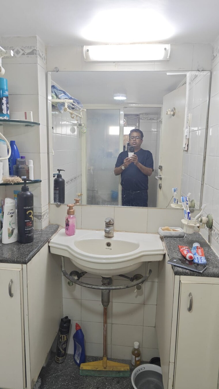 Master Bedroom, kurla east 1 Bedroom 450 Sq.Ft. Apartment In Kurla East Mumbai 9374981