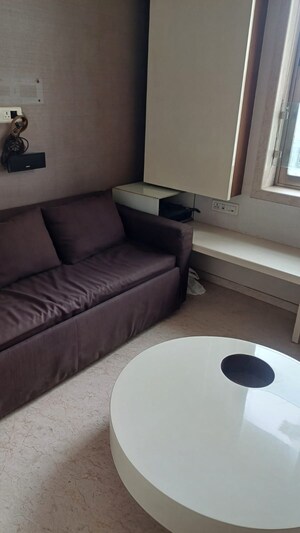 Bathroom in 4 BHK Villa at Juhu – for Sale