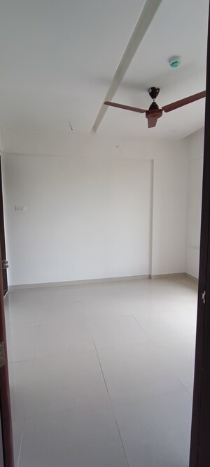 Room in 2 BHK Apartment at Kiwale – for Rent