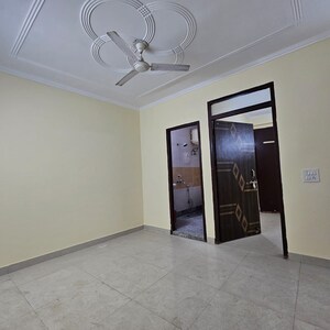 Room in 2 BHK Builder Floor at Malviya Nagar – for Rent