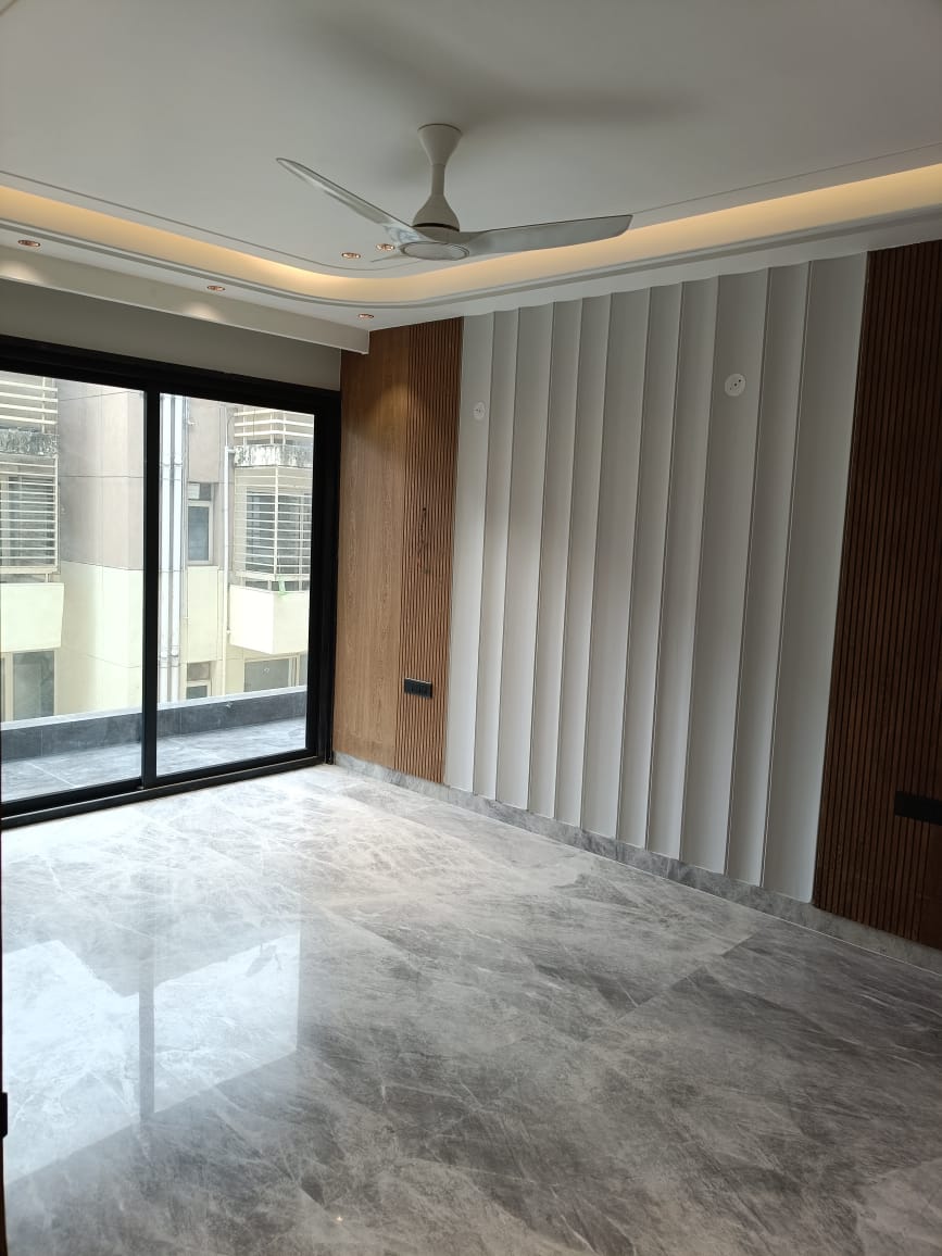 4 BHK Builder Floor For Sale in Unitech Nirvana Country Plots