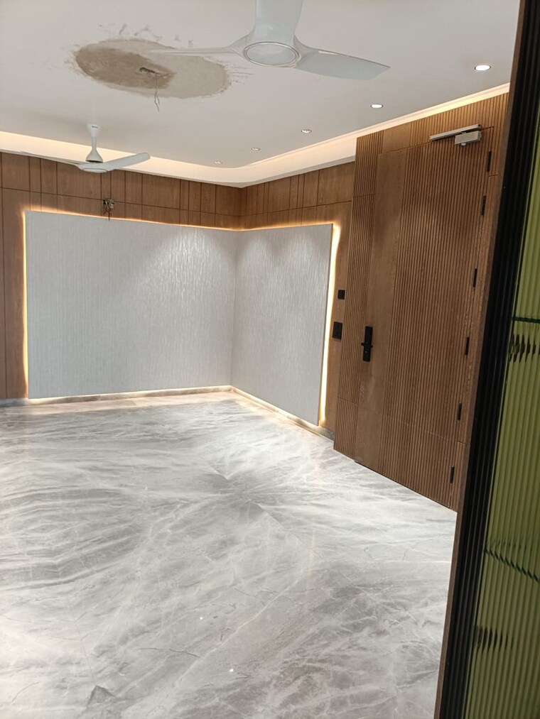 Room, unitech-nirvana-country-plots 4 Bedroom 2210 Sq.Ft. Builder Floor In Sector 50 Gurgaon 9375067