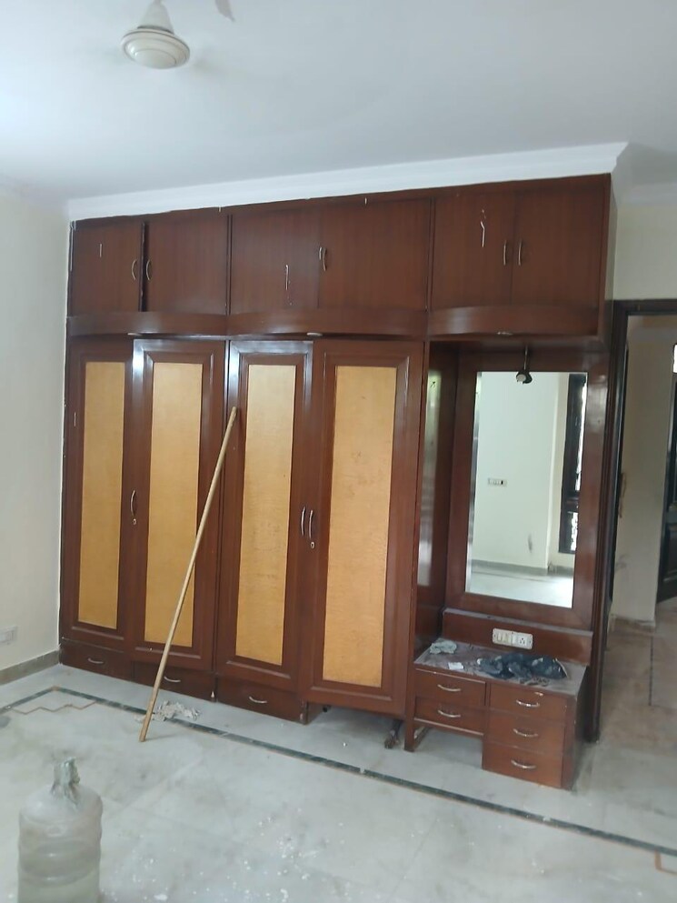 Bedroom, greater kailash ii 3 Bedroom 1850 Sq.Ft. Builder Floor In Greater Kailash ii Delhi 9375071