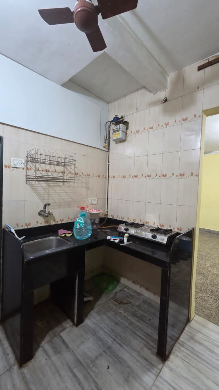Kitchen, andheri west 1 Bedroom 450 Sq.Ft. Apartment In Andheri West Mumbai 9375074