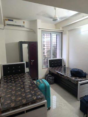 Room in  Pg at Gokuldham Colony – for Rent