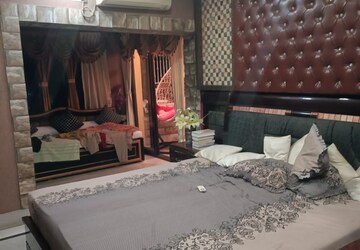 Bedroom in 3 BHK Apartment at Kristi Villa, Chinar Park – for Sale