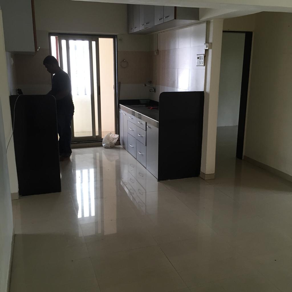 1 BHK 450 Sq.Ft. Apartment in Mhada Society